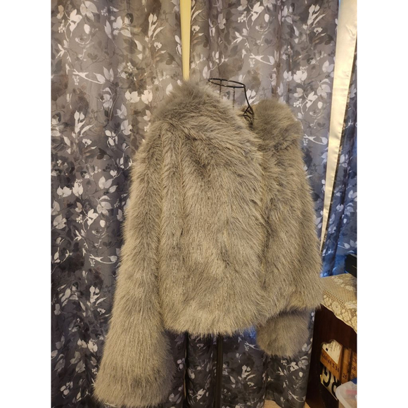 Wild fable Faux Fur Jacket Size XL Gray - Picture 4 of 8